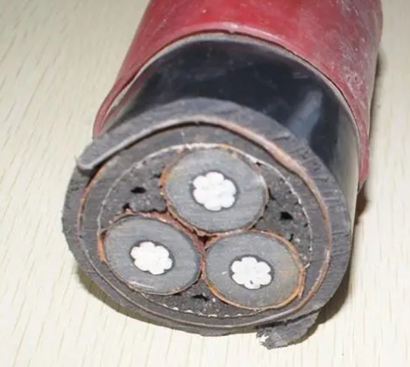 電線電纜應(yīng)用廣泛，具體有什么區(qū)別？.jpg